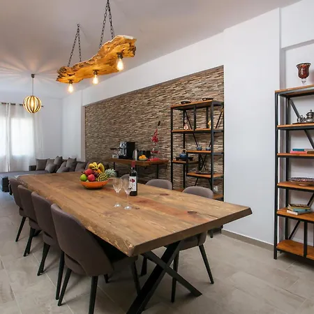 La Vie Est Belle Apartman